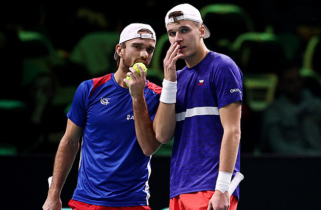 Davis Cup ONLINE: Čtvrtfinále rozhoduje čtyřhra, Macháč a Menšík hrají tiebreak