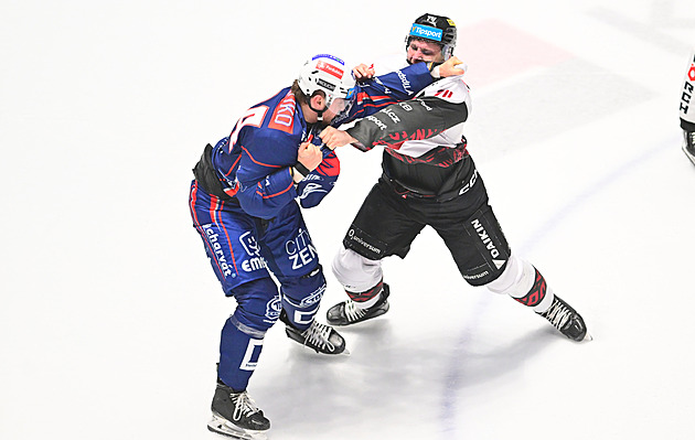 ONLINE: Pardubice bojují se Spartou, Brnu vzala gól trenérská výzva a prohrává