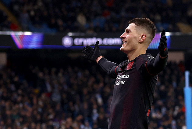 ONLINE: Schick střílí gól City, Leverkusen vede už 2:0. Marseille otočila s Newcastlem