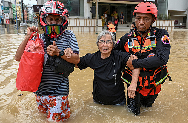 Monzunová apokalypsa v jihovýchodní Asii, záplavy a sesuvy už mají stovky obětí