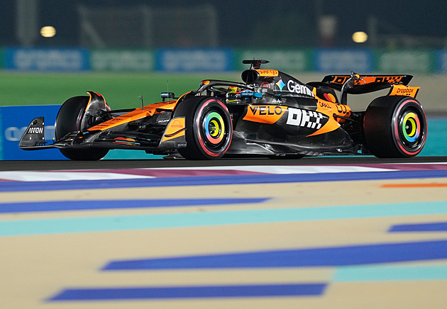 Piastri zatím v Kataru vládne, nejrychlejší byl v tréninku i v kvalifikaci sprintu