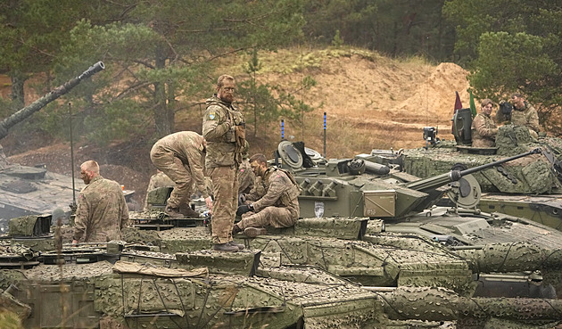 Evropa má větší síly než USA. Na Rusko jí chybí jen sebevědomí, vzkazuje generál