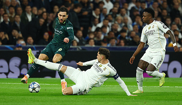 ONLINE: City vyrovnalo na Realu, Leverkusen se Schickem v sestavě vede