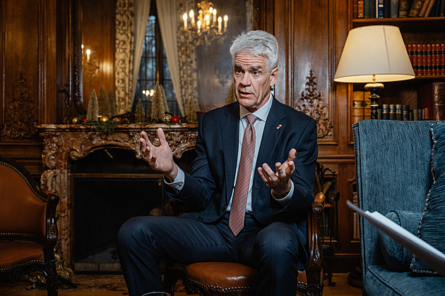 Česko stíhačky F-35 koupí. Věřím, že drží slovo, říká velvyslanec USA v Praze Merrick