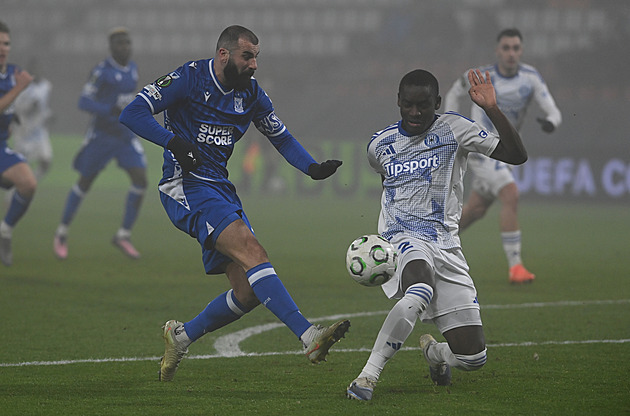 ONLINE: Olomouc - Lech Poznaň 0:2, další penaltu hostů Koutný vychytává
