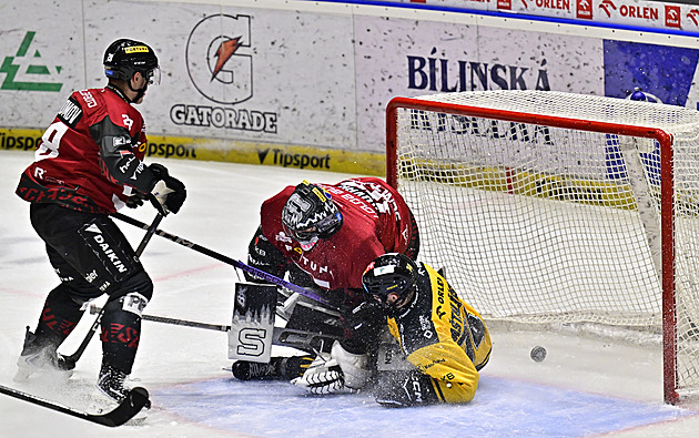 ONLINE: Sparta srovnává v Litvínově. Třinec ztrácí, Jágr zpět v sestavě