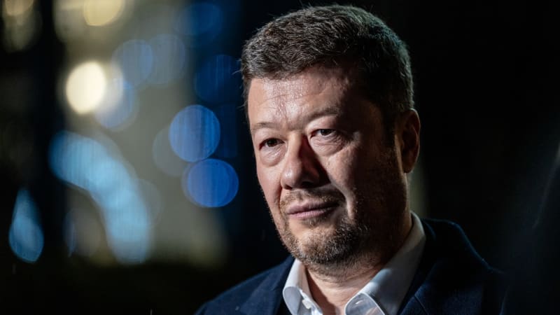 Okamura: Žádné peníze na Ukrajinu. Obrana má ukončit svou roli v muniční iniciativě