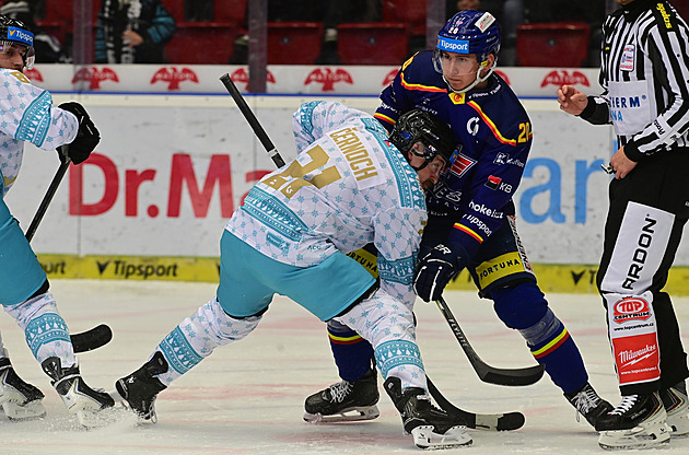 ONLINE: Vary hrají s Budějovicemi bez gólu. Dynamo hájí první místo, Kometa čelí Plzni