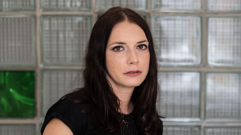 Rána pro herečku Nvotovou: Trpí rakovinou. Zvládla to Angelina Jolie, zvládnu to také, říká