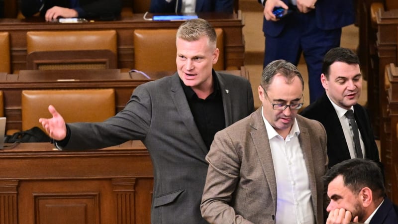 Znepokojení z Pavla i chvála Babiše. Motoristé se shodli na dalších krocích ohledně Turka