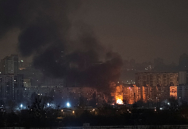 Ruské drony útočily na Kyjev a Charkov. Jeden člověk zemřel, 15 zraněných