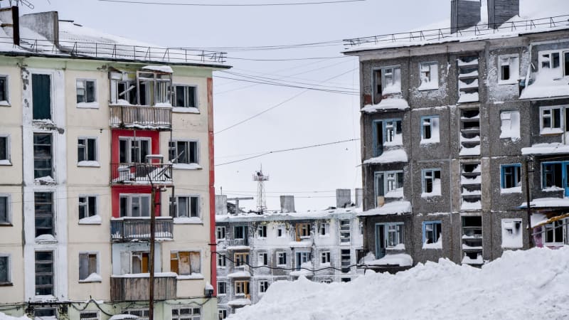 Ruská ekonomika v troskách? Za cenu luxusního mobilu koupíte třípokojový byt