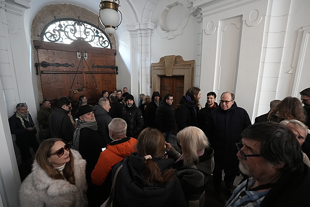 Rajchl na semináři o covidu obvinil ministry zdravotnictví z šíření dezinformací