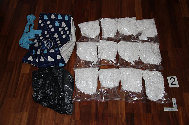 Gang pašoval léky na výrobu drog, pomáhala i matka hlavního organizátora