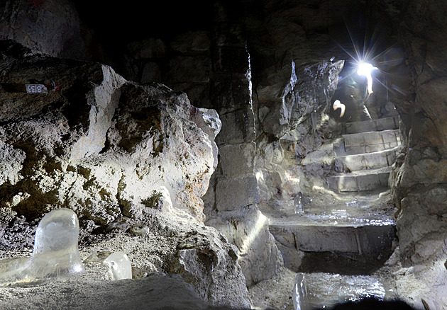 Rezervováno pro netopýry. Důl Jeroným kvůli nim v zimě návštěvy nepřijímá