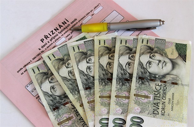 Zaměstnanci a daně za rok 2025. Může vás účetní odmítnout kvůli slevě za hypotéku?