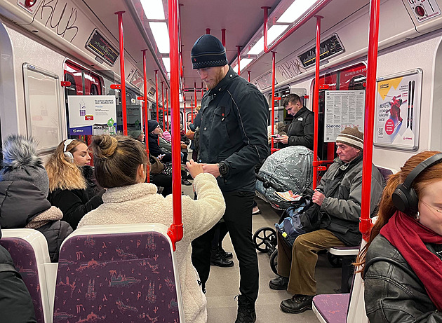 „Přiznání nemusí končit pokutou.“ Revizoři jsou i nápomocní, nejvíc je štve lhaní