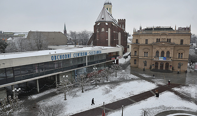 Plánovanou zástavbu po Slezance komplikuje osud Divadelního klubu, řeší ho soud