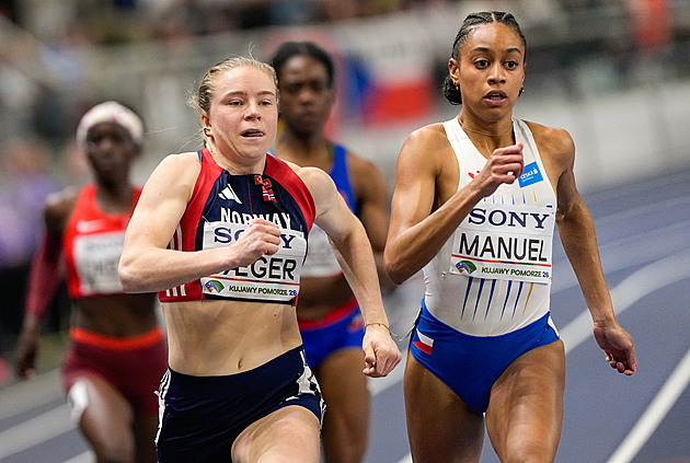 Atletika ONLINE: Švábíková bojuje ve finále, štafeta čtvrtkařek diskvalifikována