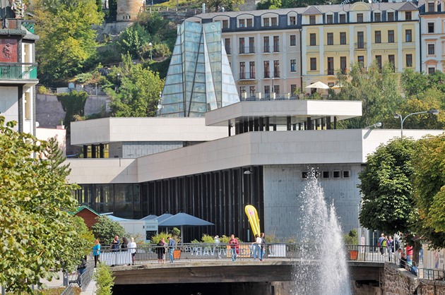 Rekonstrukce Vřídelní lávky začne po filmovém festivalu, vyžádá si miliony