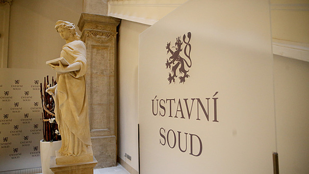 Ústavní soud rozhodl o smlouvě s Vatikánem. Nelze ji ratifikovat