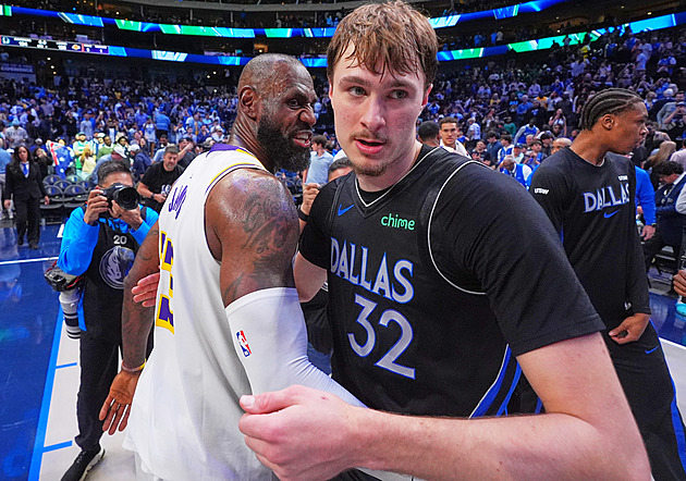 James málem psal historii i s Kennardem. Curry je zpět, jenže výhru netrefil