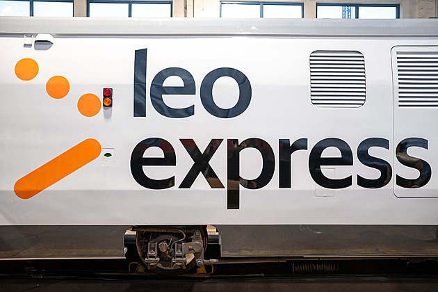 Španělské vlaky Talgo Leo Expressu mají problémy. Dva ze tří jsou mimo provoz
