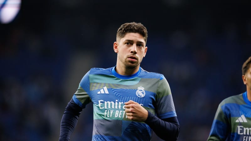 Fotbalisté Realu Madrid se servali v šatně: Klíčový hráč skončil před El Clásicem v nemocnici