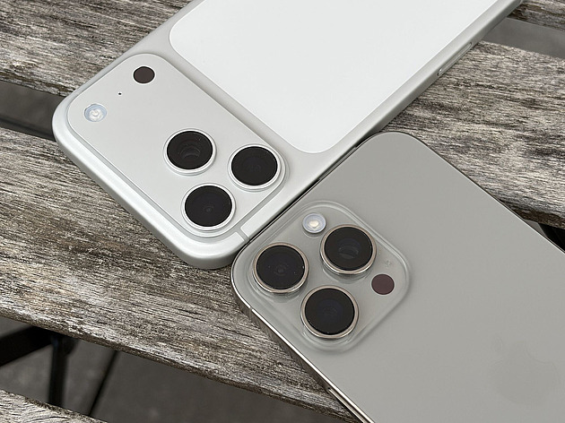 Paměťová krize, kterou si budeme dlouho pamatovat. Vítězem může být Apple