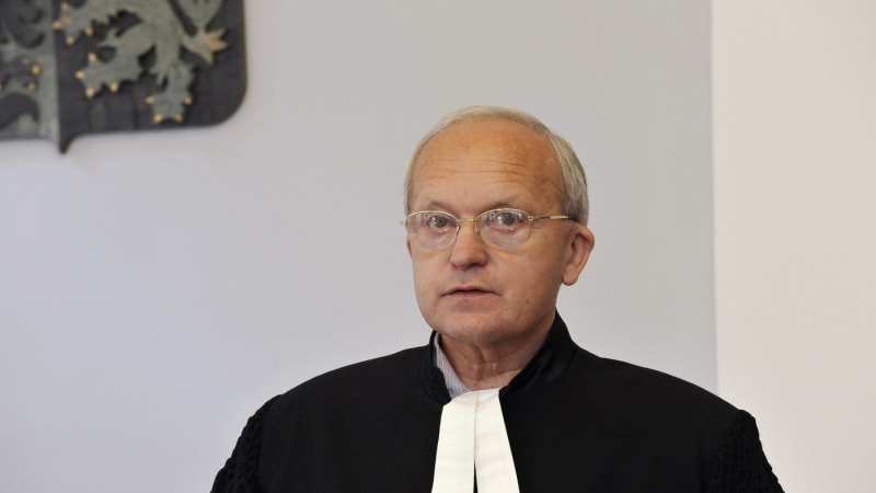 Zemřel bývalý ústavní soudce Nykodým. Stál za rušením nadstandardů ve zdravotnictví
