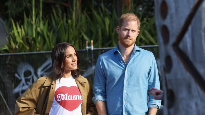 Princ Harry a vévodkyně Meghan se vrátí do Británie. Usadí se nedaleko Londýna