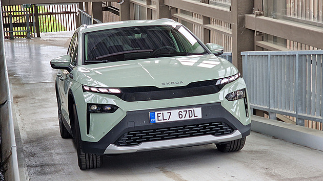 Škoda Auto omezuje výrobu kvůli problémům s dodavatelem. Zredukovala počet směn