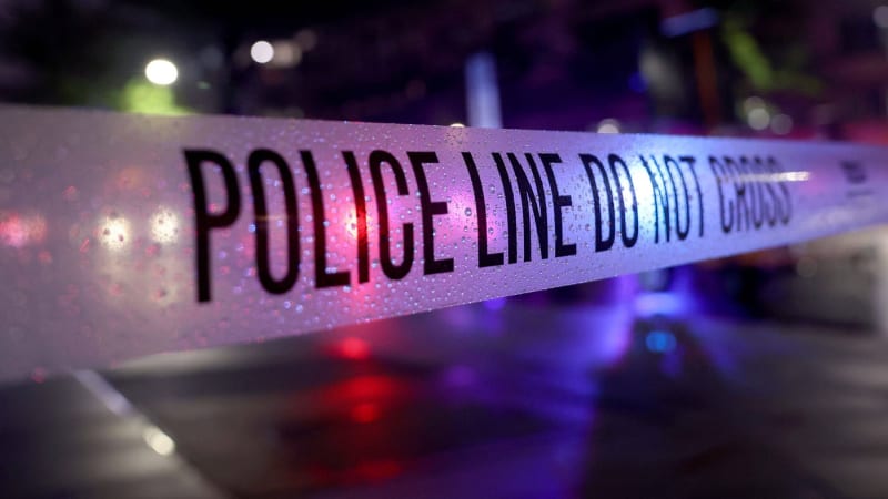 Masová střelba v USA otřásla i policisty. Útočník zabil devět lidí včetně těhotné a dítěte