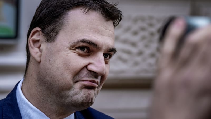 Pražský magistrát se Motoristům uzavřel, uznal Macinka. Opřel se do voličů opozice