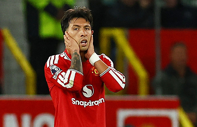 Martínez po další porážce kritizoval vedení United. Podle legendy tím rozloží kabinu