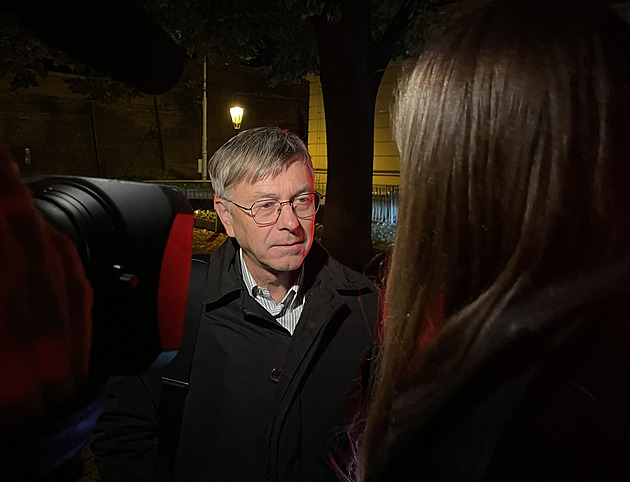 Babiš připustil i jiný model financování než ze státního rozpočtu, uvedl ředitel ČT
